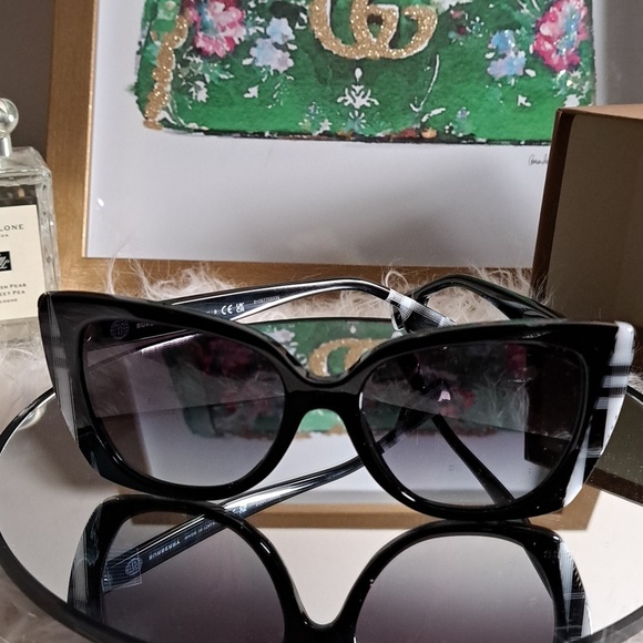 Burberry NWTs Meryl Shiny Black, White Sunglasses main image 2